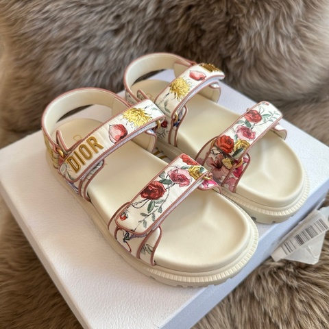閒置新 未使用 DIOR迪奧 白色印花涼鞋 附件：盒子