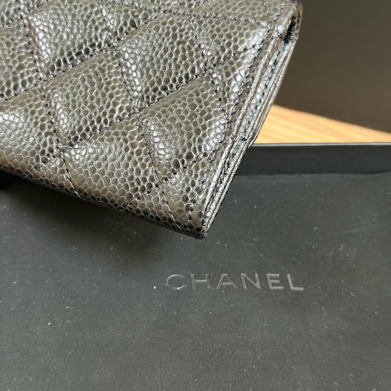 （全新）香奈兒 荔枝皮黑金 卡包/短夾-14