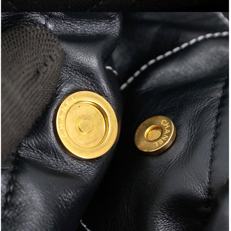 Chanel 22 bag-20