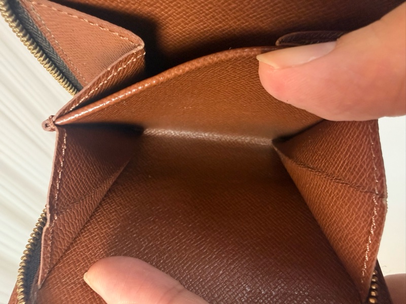 ✔️LV Louis Vuitton 路易威登 Monogram M61667 老花金釦拉鏈短夾-17