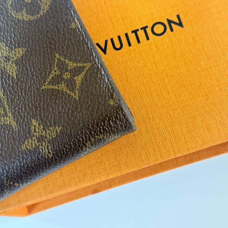 ✔️LV Louis Vuitton 路易威登 Monogram M61667 老花金釦拉鏈短夾-26