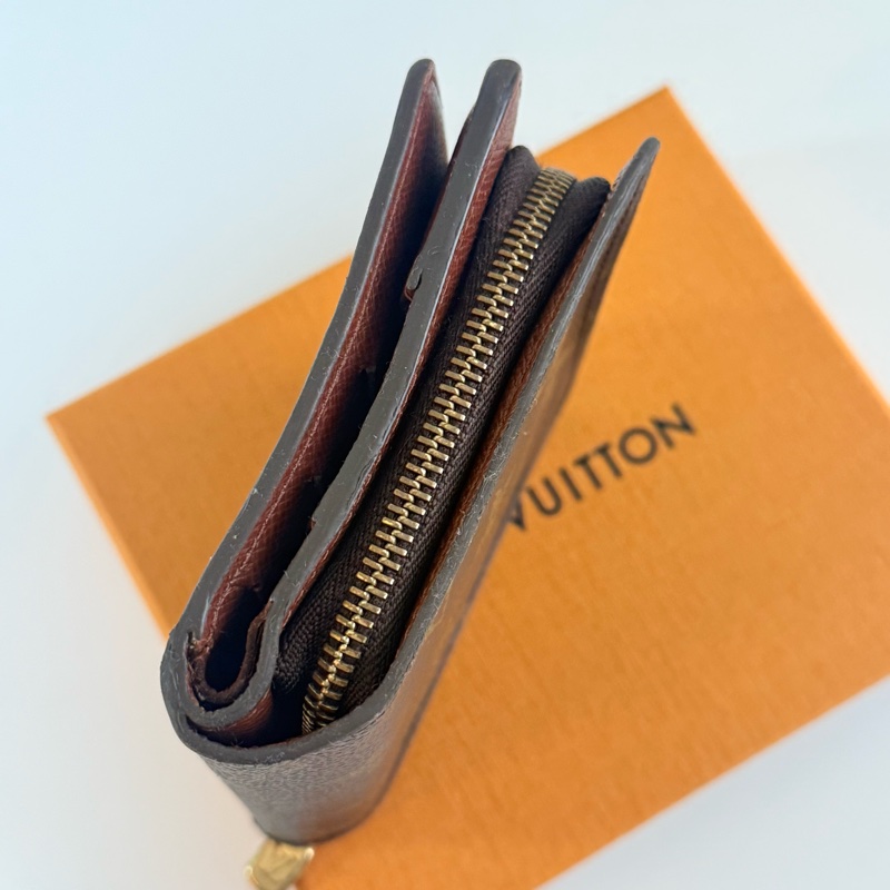 ✔️LV Louis Vuitton 路易威登 Monogram M61667 老花金釦拉鏈短夾-28