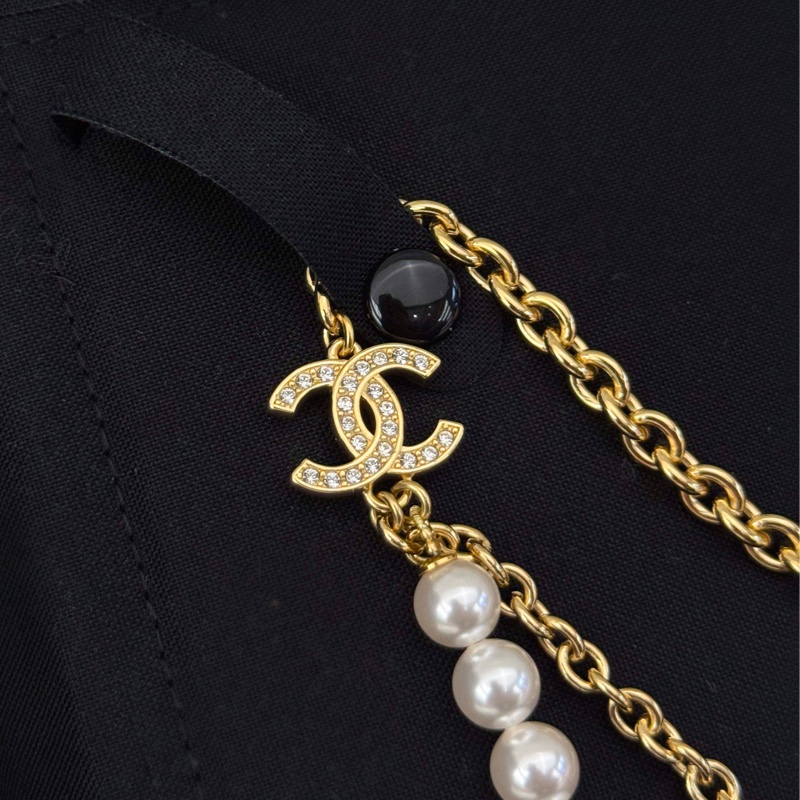 香奈兒Chanel新品項鍊25K新款金色蝴蝶結方塊蕾絲水晶珍珠 雙層項鍊 刻:L25K-4