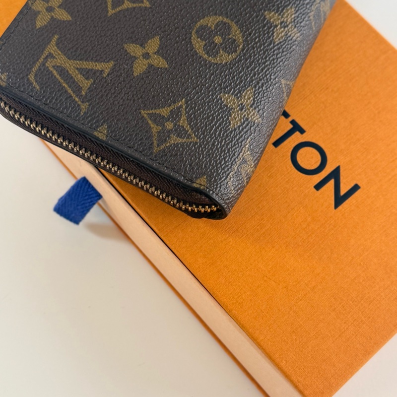 ✔️LV Louis Vuitton 路易威登 Monogram 拉鍊長夾-9