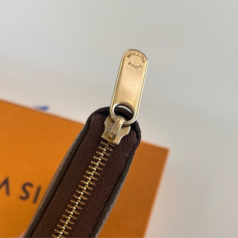 ✔️LV Louis Vuitton 路易威登 Monogram 拉鍊長夾-41