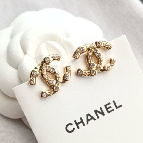 Chanel 24s 金色雙C耳環