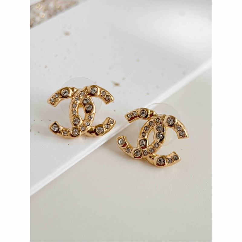 Chanel 24s 金色雙C耳環-1
