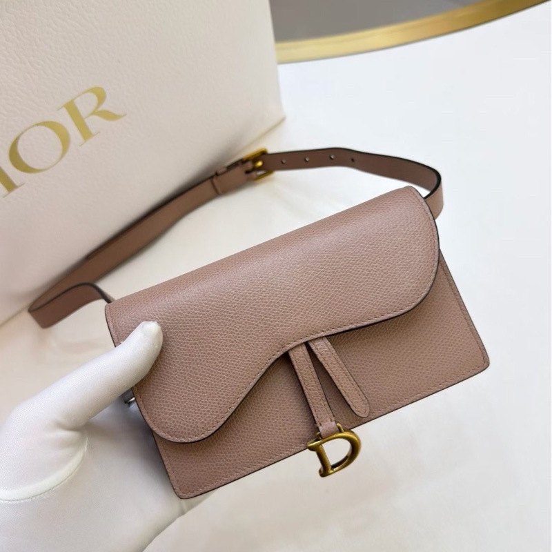 🎀 【極致優雅．近新珍藏】Dior Saddle 馬鞍粒面小牛皮腰包 / 附皮帶 🎀-19