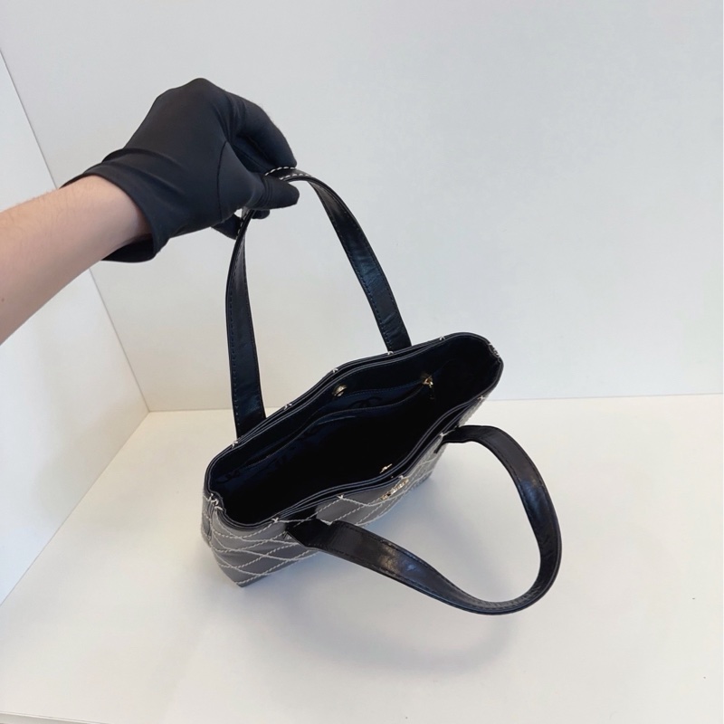 ✨Chanel Vivian 絕版外縫手提包 98新 好品項🤍-8