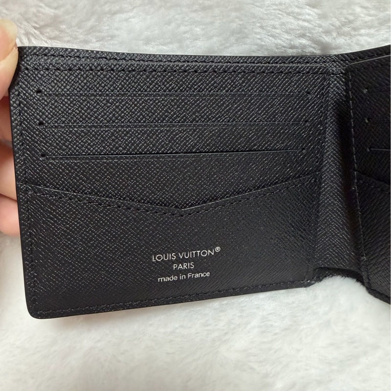 ▫️99新全新閒置品▫️LV黑老花短夾-15