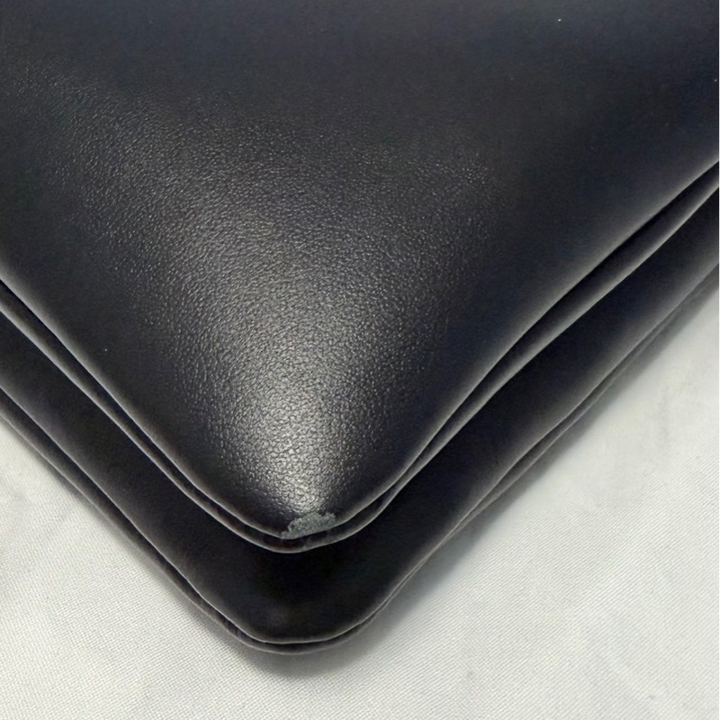 【專櫃精品|Montblanc 萬寶龍 真皮斜背包】-3