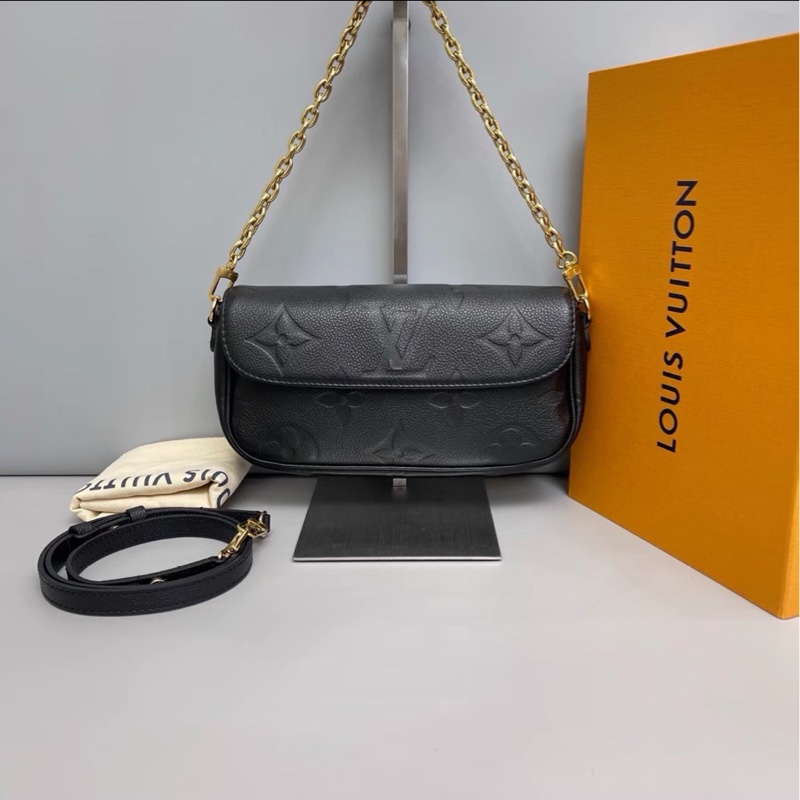 低價出售❤️‍🔥99新🆕Lv路易威登全皮黑色老花壓紋IVY包鏈條包單肩斜挎腋下包-7