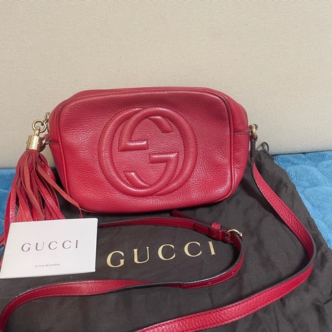 GUCCI SOHO 雙G壓紋牛皮革大流蘇相機包(紅色）