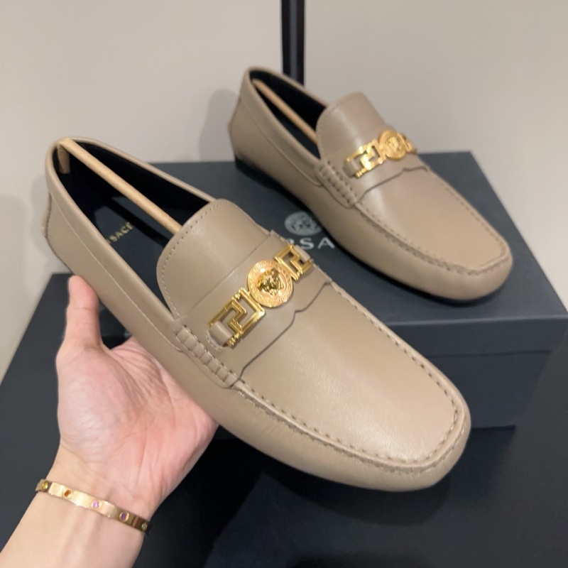 全新 Versace 範思哲 主線 Medusa美杜莎頭像 小牛皮 樂福鞋 休閒鞋 男款 淺棕色 正常皮紋尺碼:43碼 附件:盒子 塵袋。-3