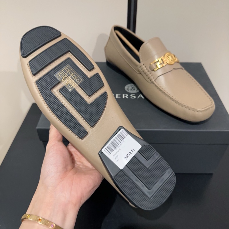 全新 Versace 範思哲 主線 Medusa美杜莎頭像 小牛皮 樂福鞋 休閒鞋 男款 淺棕色 正常皮紋尺碼:43碼 附件:盒子 塵袋。-7