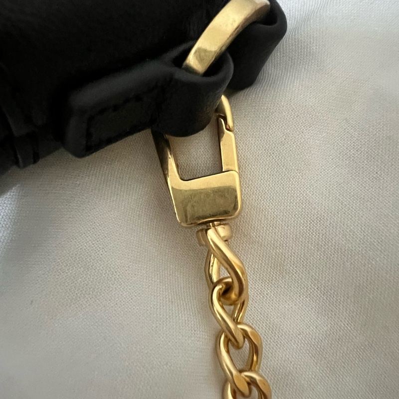 全新 TB小香風真皮菱格紋金標圓盾logo可手提側背小水桶包 Tory Burch斜背包水桶包-12