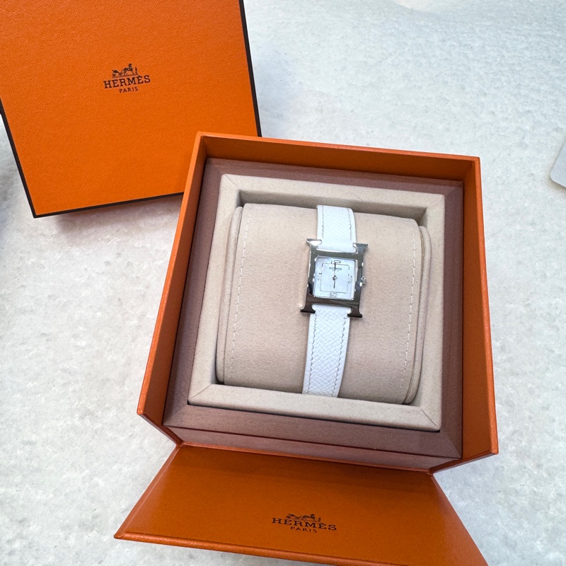 Hermes 愛馬仕銀色錶框白色牛皮 Heure H25mm手錶 HH1.210-1
