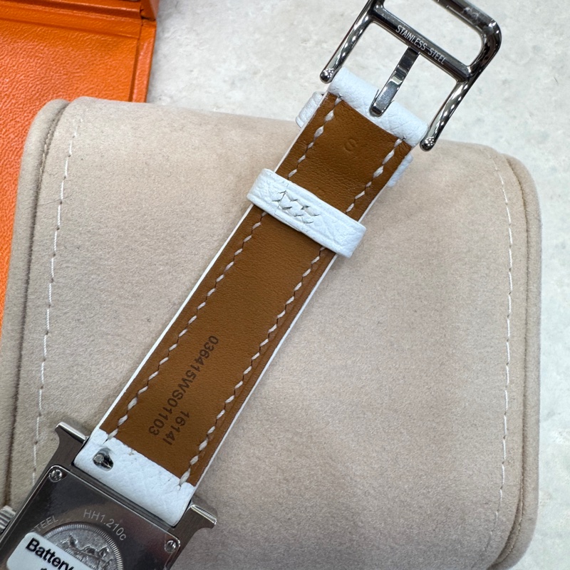 Hermes 愛馬仕銀色錶框白色牛皮 Heure H25mm手錶 HH1.210-5