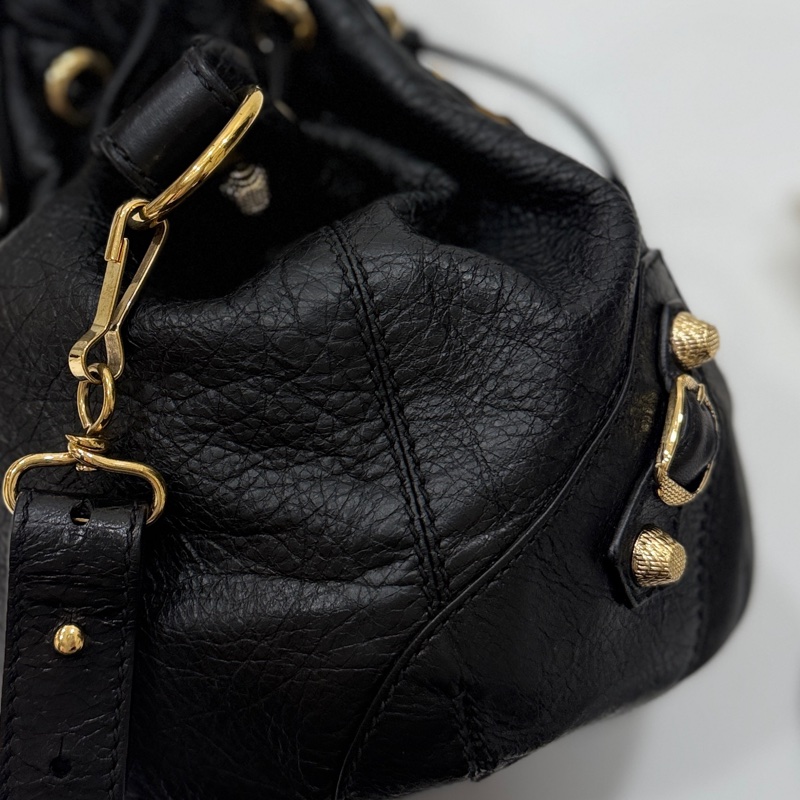 Balenciaga 巴黎世家 ponpon 經典 黑色 金釦 水桶包 機車包 手提包 斜背包 側背包 肩背包-41
