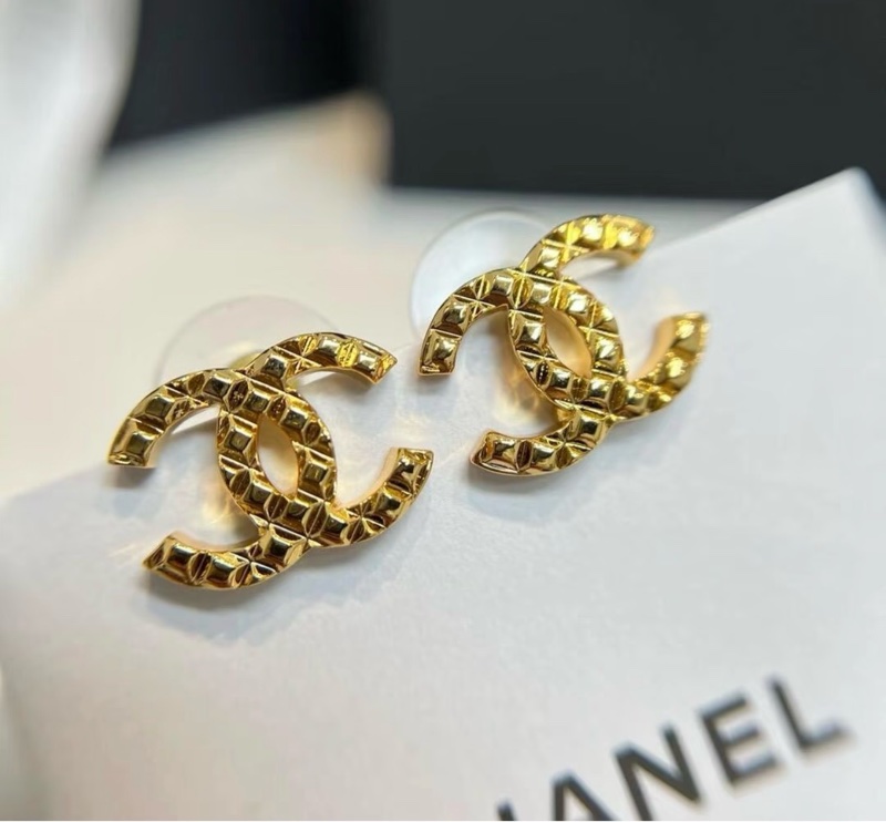 香奈兒 coco crush 平替版金色格菱紋垂墜雙C耳環-3