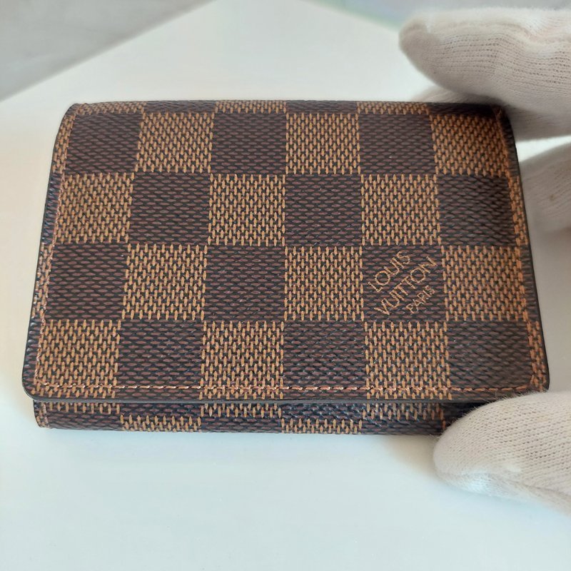 LV🌈現品實拍🌈 N62920咖棋盤格名片／信用卡夾包~二手品-6