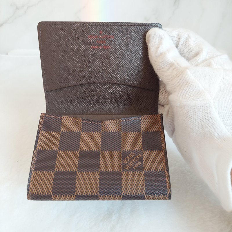 LV🌈現品實拍🌈 N62920咖棋盤格名片／信用卡夾包~二手品-8
