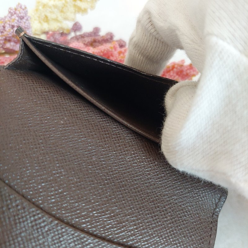 LV🌈現品實拍🌈 N62920咖棋盤格名片／信用卡夾包~二手品-26