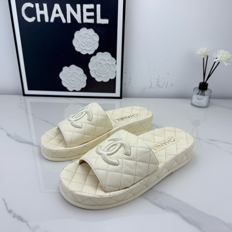 99新 Chanel香奈兒白色羊皮拖鞋 37碼-0