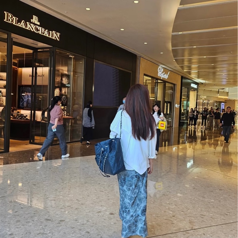 香奈兒chanel黑銀軟牛皮菱格紋 托特包機場包媽咪包 14開 底長40-0