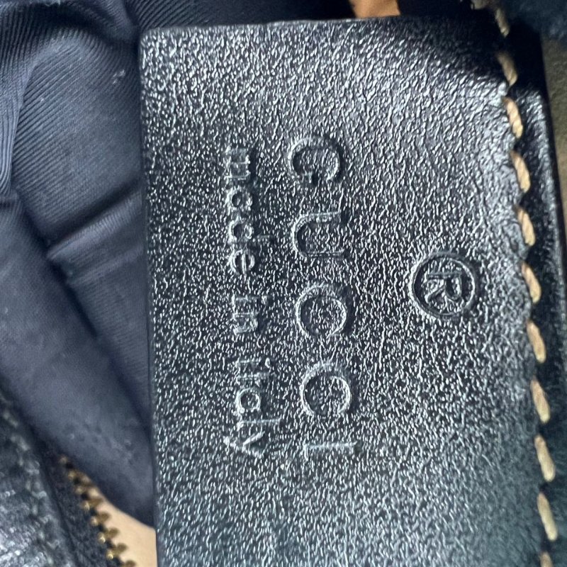 Gucci GG Marmont 迷你相機包-2