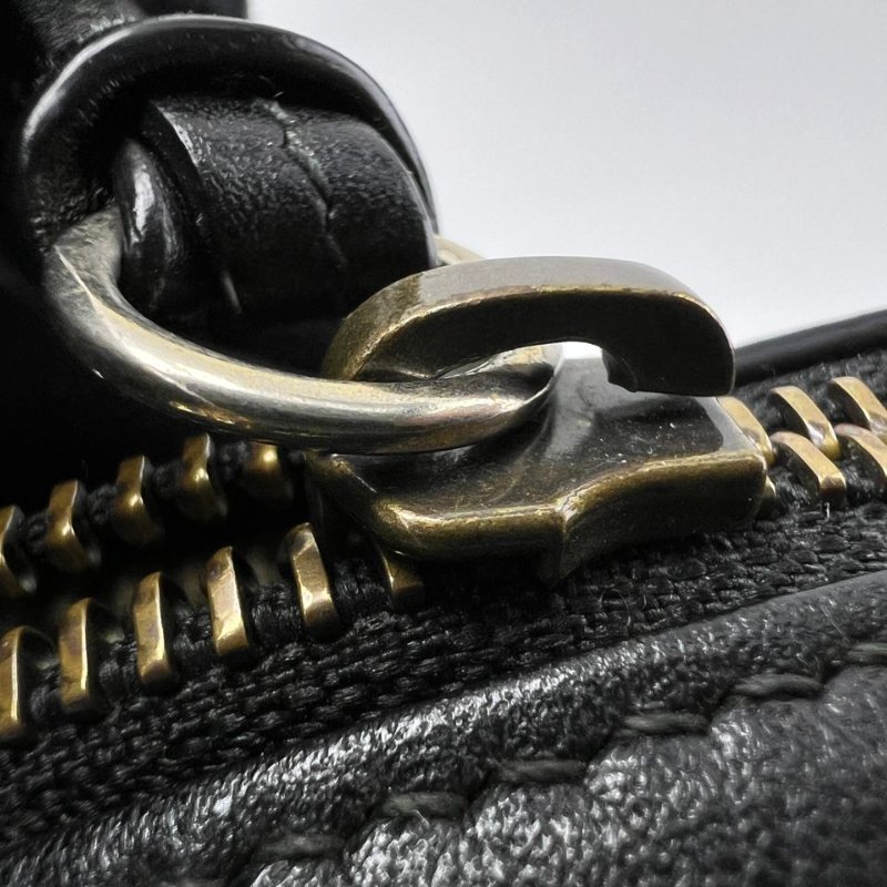 Gucci GG Marmont 迷你相機包-18