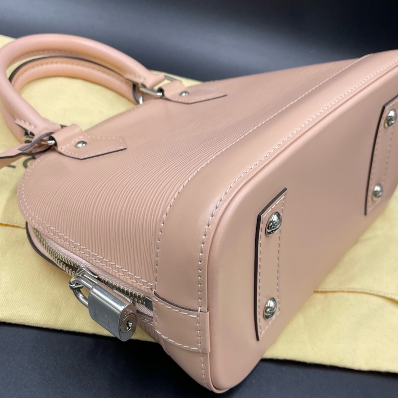 路易威登/Lv粉色水波紋貝殼bb 23*17-3