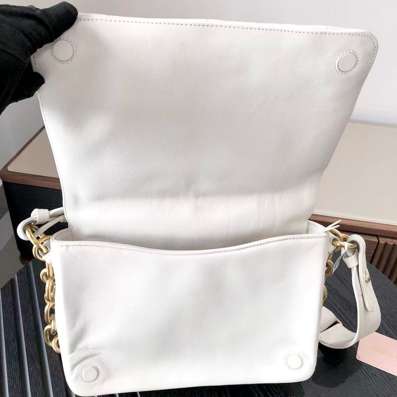 Miu Miu繆繆白色雲朵包 粗鏈條雙肩帶 尺寸26cm 可調節肩帶-9