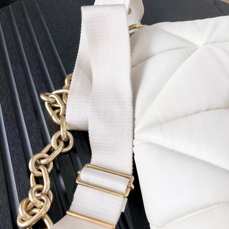 Miu Miu繆繆白色雲朵包 粗鏈條雙肩帶 尺寸26cm 可調節肩帶-16