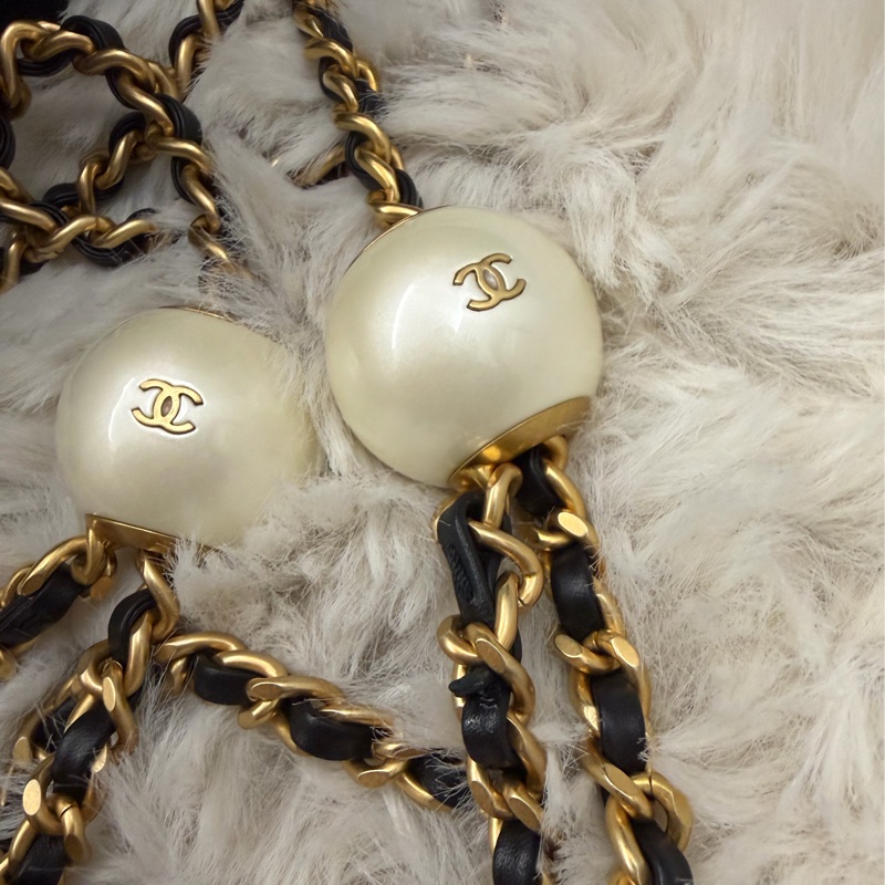 Chanel 珍珠湯圓小包-10