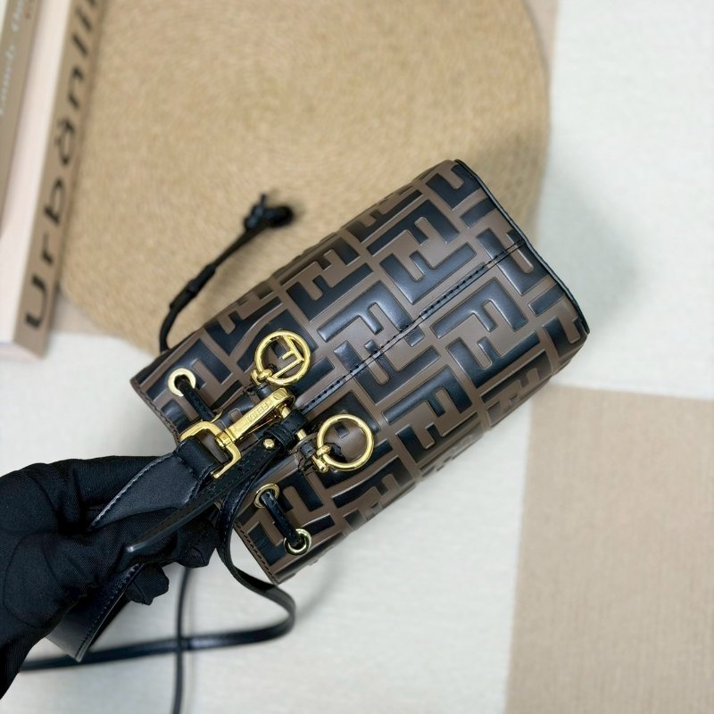 🏷Fendi 芬迪.Mon Tresor 老花水桶包-3