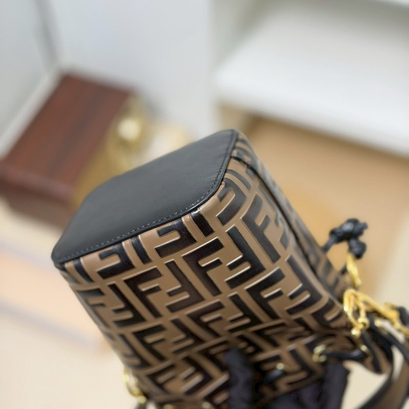 🏷Fendi 芬迪.Mon Tresor 老花水桶包-7