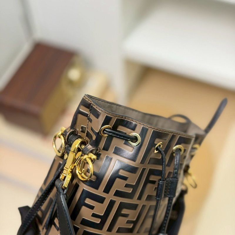 🏷Fendi 芬迪.Mon Tresor 老花水桶包-8