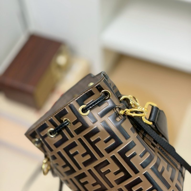 🏷Fendi 芬迪.Mon Tresor 老花水桶包-11