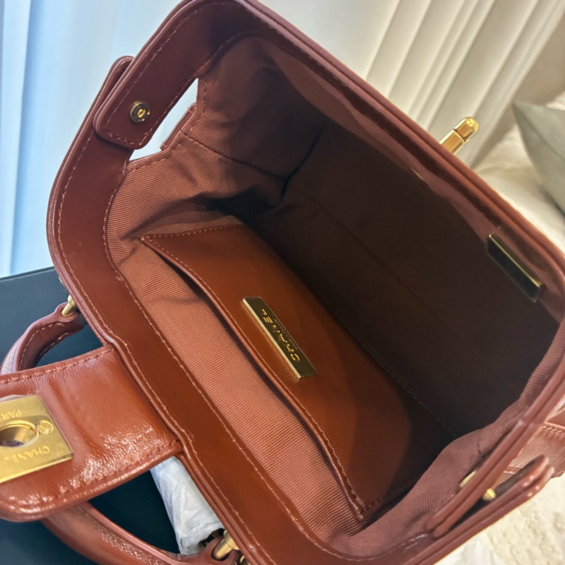 Chanel 醫生包 焦糖色 全新品-3