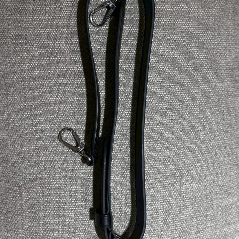 Louis Vuitton 鏤孔小牛皮兩用手拿包 晶片款-9