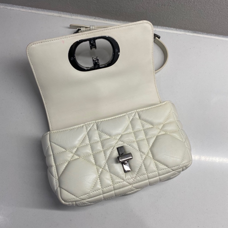 迪奧/Dior caro小號白色泡芙鏈條包 槍黑金屬五金 23年內標-5