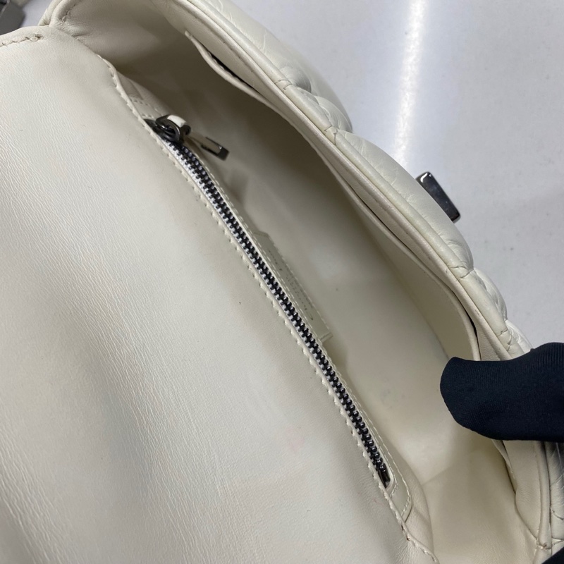 迪奧/Dior caro小號白色泡芙鏈條包 槍黑金屬五金 23年內標-6