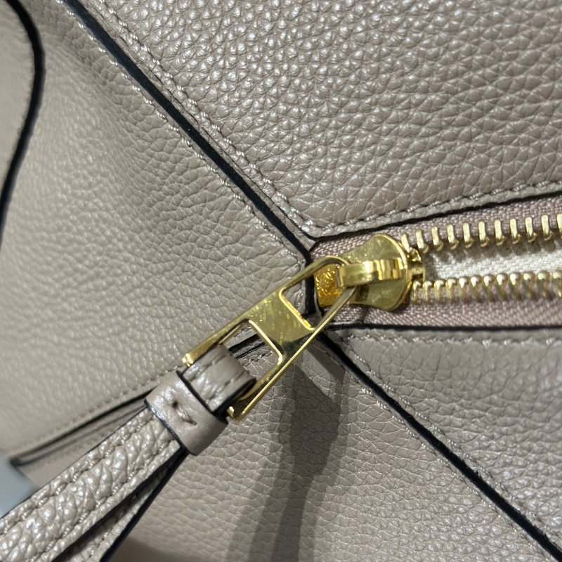 LOEWE Puzzle小牛皮手袋 - 小號沙色-11