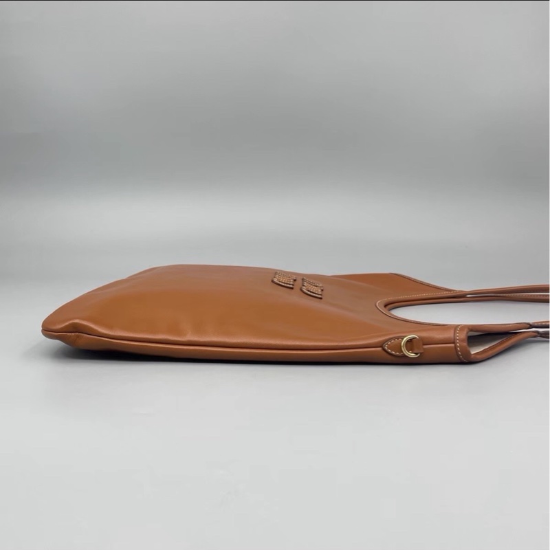 #MIUMIU 缪缪 🍪🍪98新 焦糖色ivy托特包 尺寸35*33-13