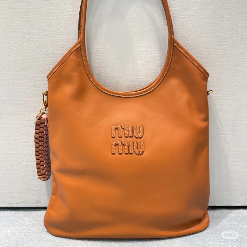 #MIUMIU 缪缪 🍪🍪98新 焦糖色ivy托特包 尺寸35*33-22