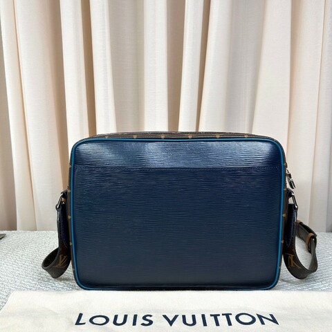 LV路易威登水波纹老花拼色郵差包 藍拼老花水波纹 可單肩可斜挎 雙拉鏈開合 容量大 日常通勤百搭實用