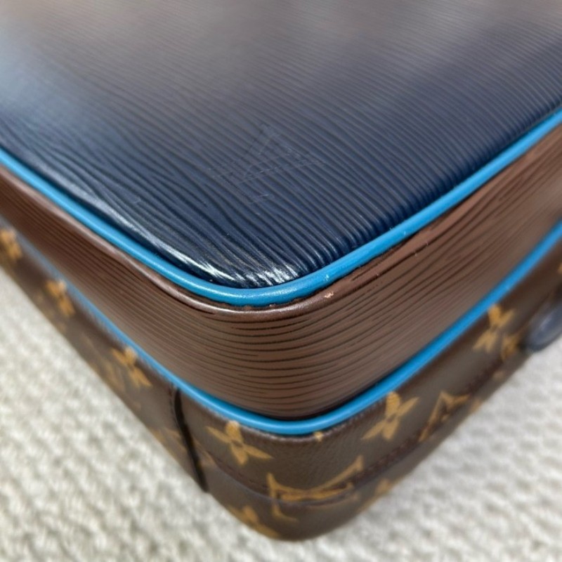 LV路易威登水波纹老花拼色郵差包 藍拼老花水波纹 可單肩可斜挎 雙拉鏈開合 容量大 日常通勤百搭實用-7