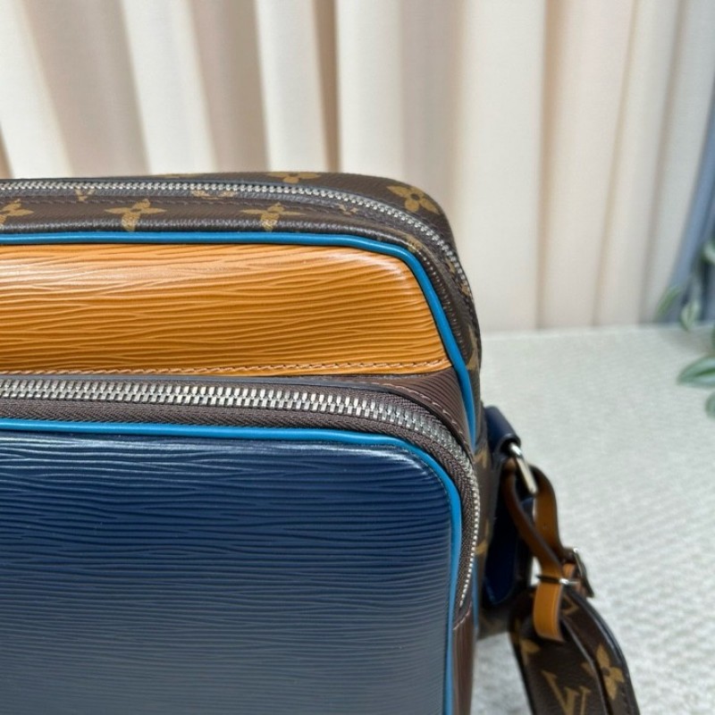 LV路易威登水波纹老花拼色郵差包 藍拼老花水波纹 可單肩可斜挎 雙拉鏈開合 容量大 日常通勤百搭實用-16