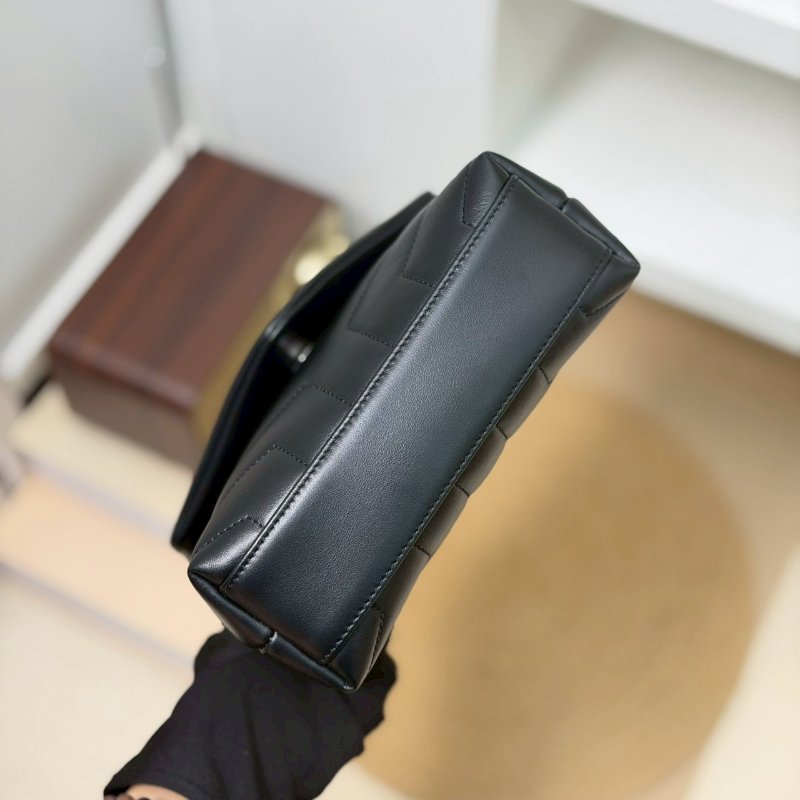 (稀有補貨!每次都秒售😌)🏷YSL 聖羅蘭.Loulou Toy 方胖子 已絕版-12